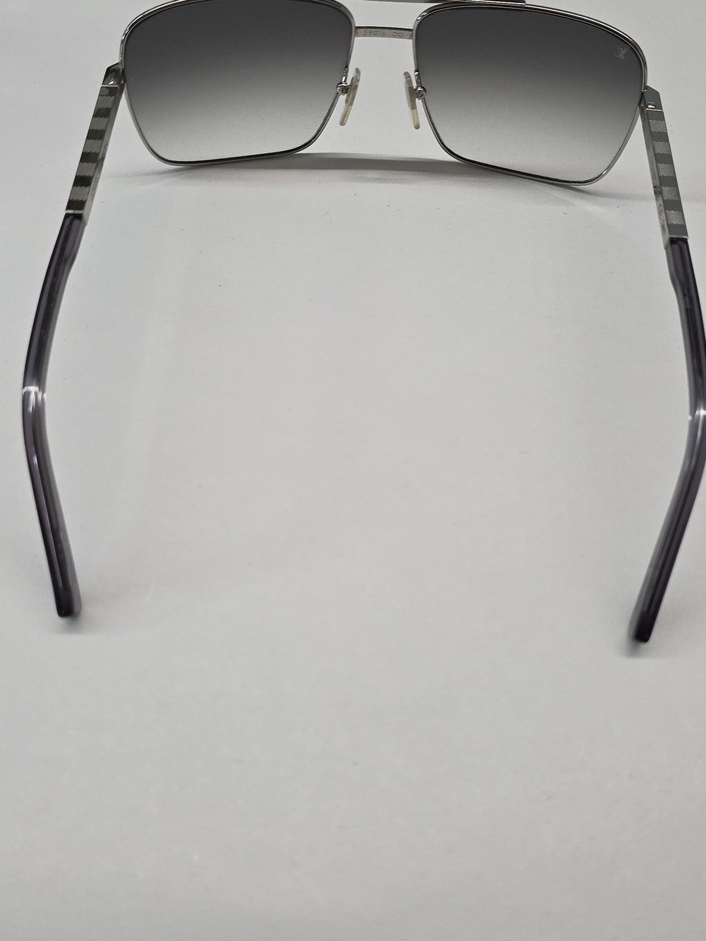 Louis Vuitton Attitude Z0260U Men’s Silver Frame Sunglasses PreOwned - Picture 6 of 10